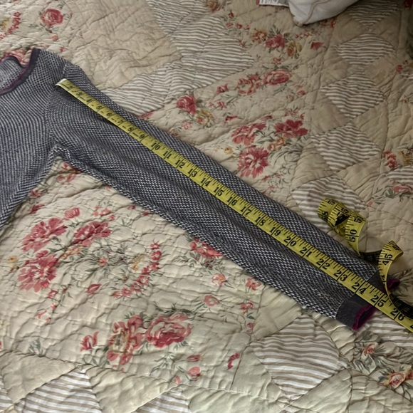 The North Face sweater - Picture 5 of 6